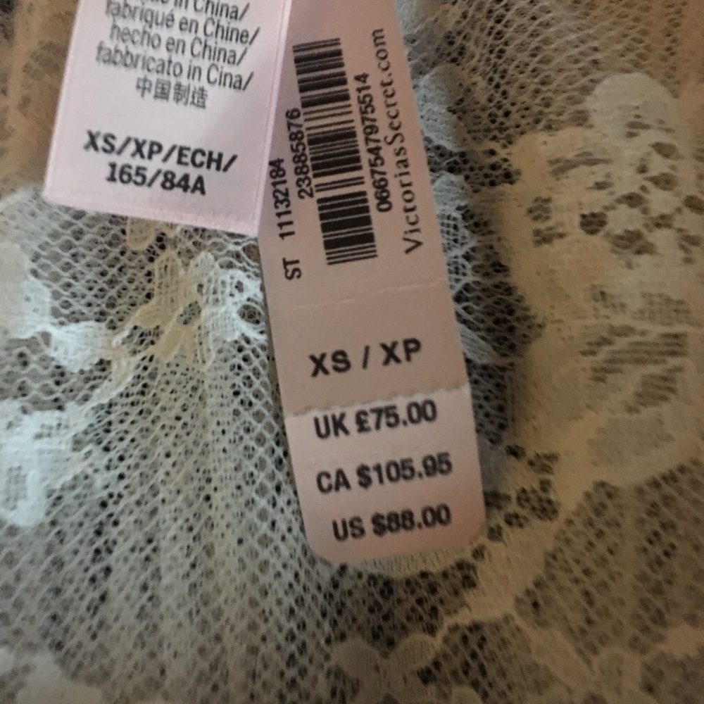 Victoria Secret sheer layered skirt. - Picture 4 of 6